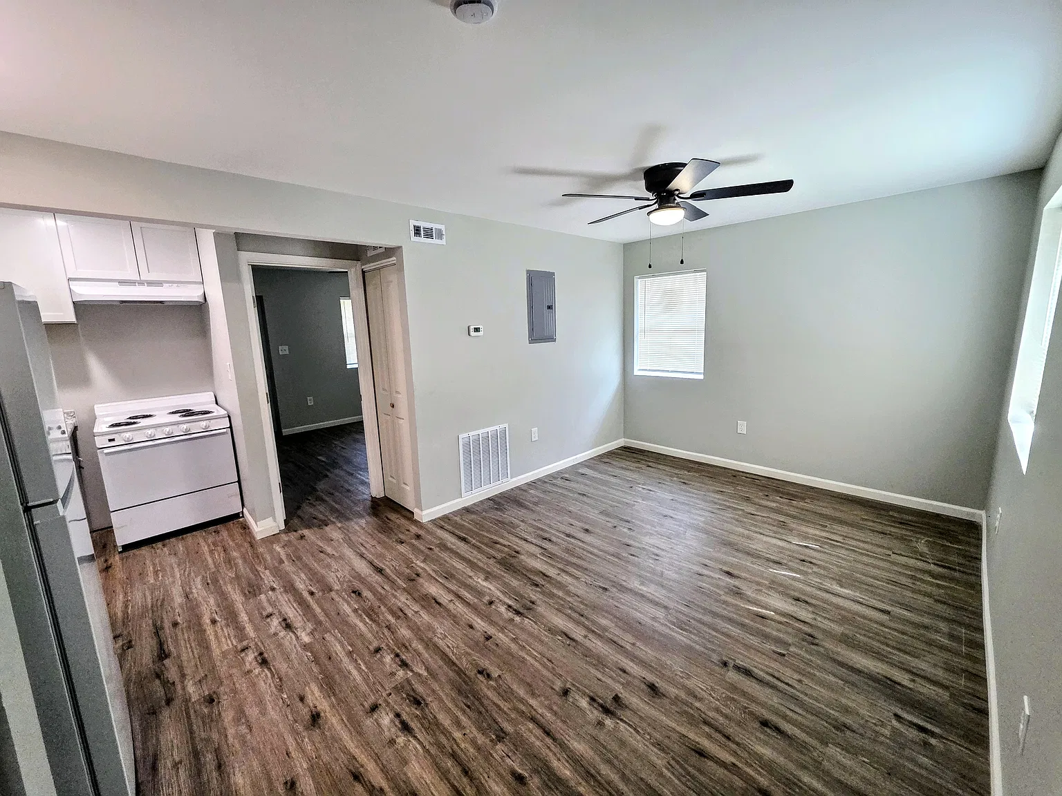 1 bed, $725 — Photo 1