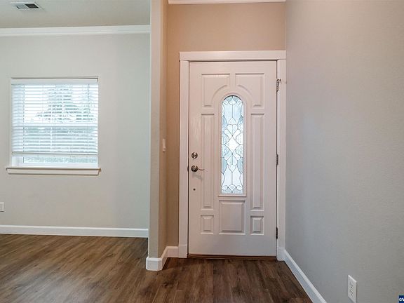 5th image of 2355 Barberry St NW