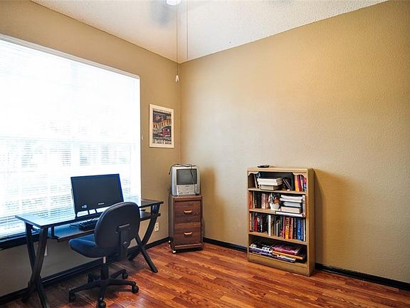 3rd image of 10712 Copperwood Dr