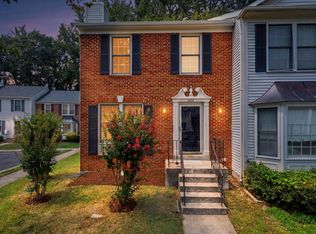 7814 Lambkin Ct, Lorton, VA 22079