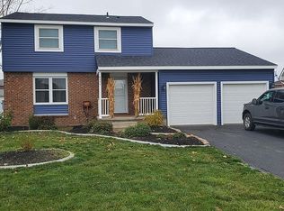 6952 Rebecca Dr, Niagara Falls, NY