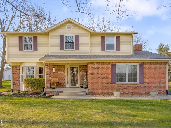 16300 E Lake Shore Dr N, Hope, IN 47246