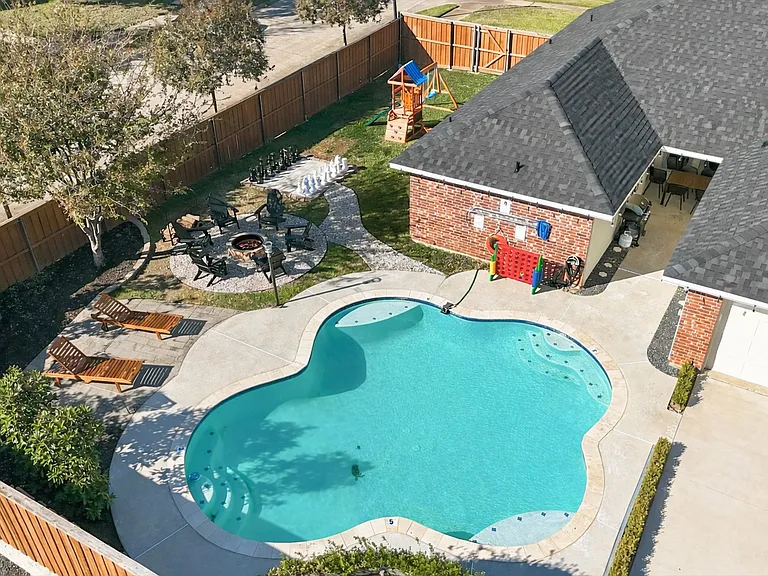 2720 Wild Grove Ln — Photo 45