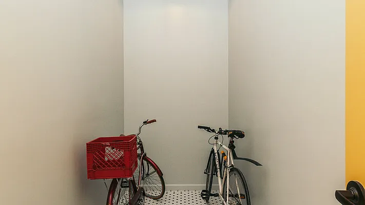 Rented by Nooklyn NYC LLC | media 8