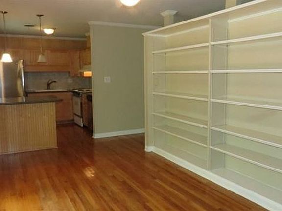 5th image of 1005 Brandt Dr