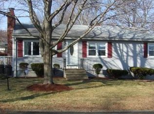 23 Redgate Dr, Methuen, MA 01844