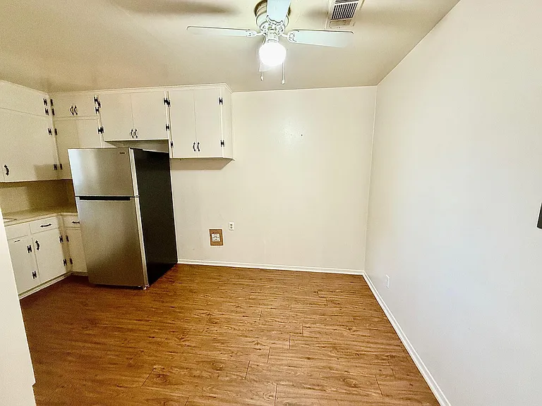 2411 S 5th St #4 — Photo 10