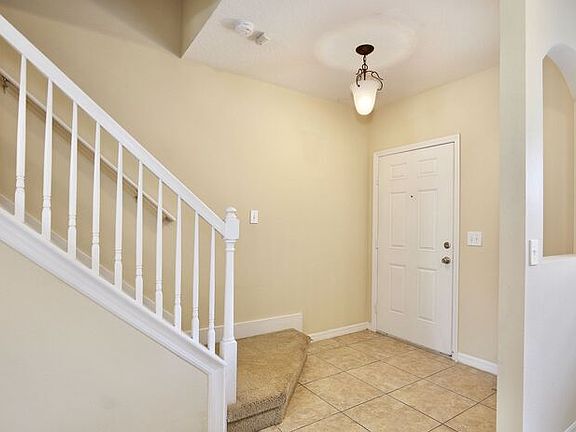 2nd image of 1341 Windsor Lake Cir