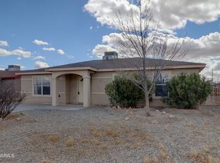 569 Putter Cir, Anthony, NM 88021