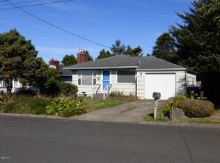 323 NE 7th St, Newport, OR