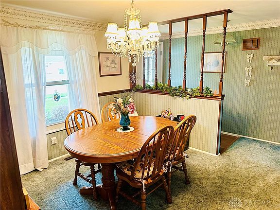 5th image of 6657 Templehurst Pl