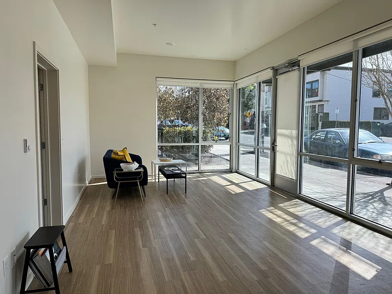 Sunnyside — Photo 34