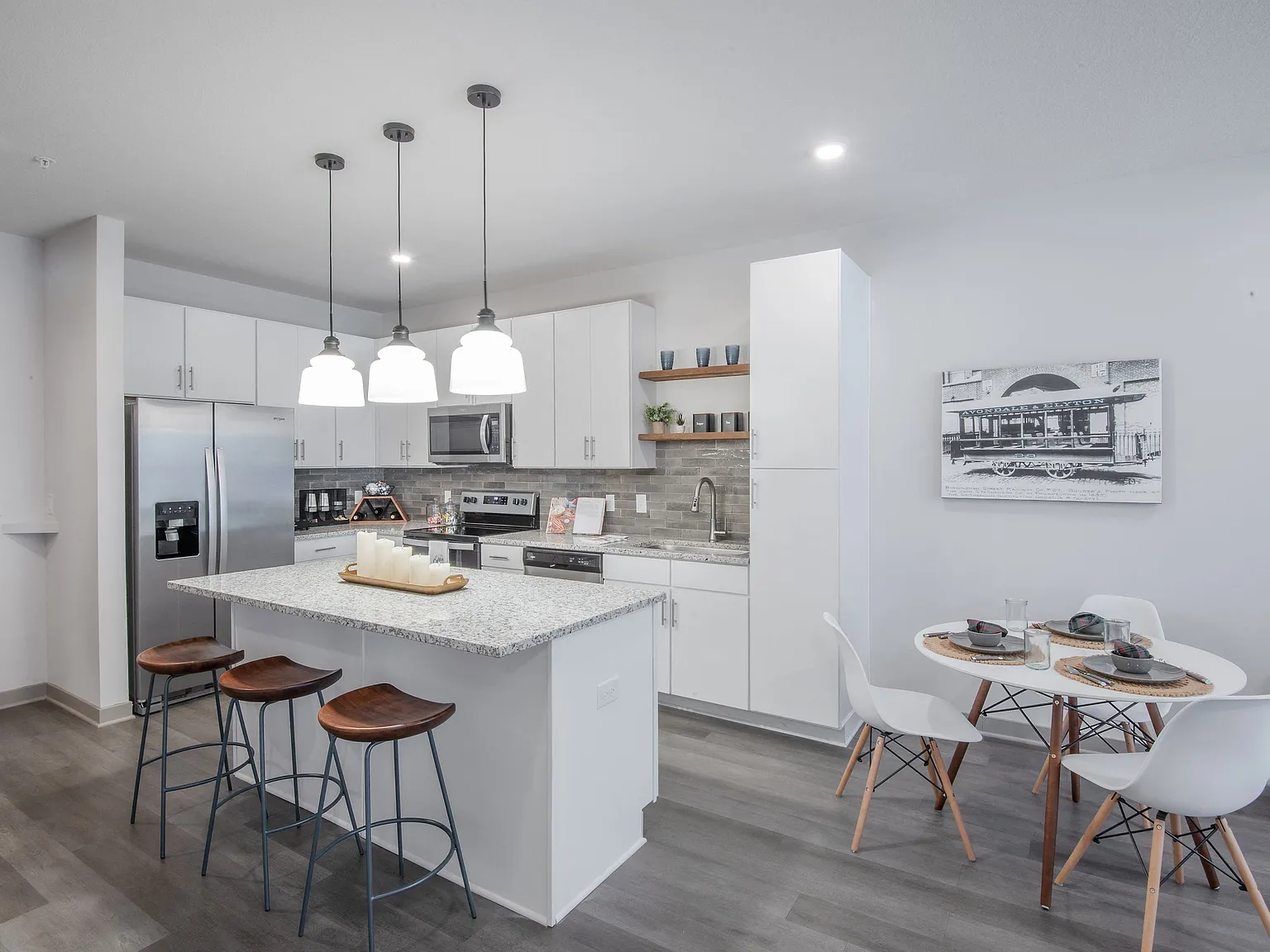 Axel Row Apartments — Photo 3