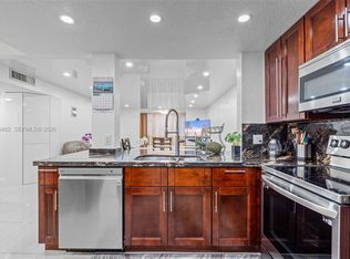 Meadowbrook Tower I, Hallandale, FL 33009