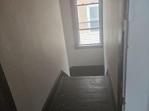 5th image of 3245 W 99th St #Up