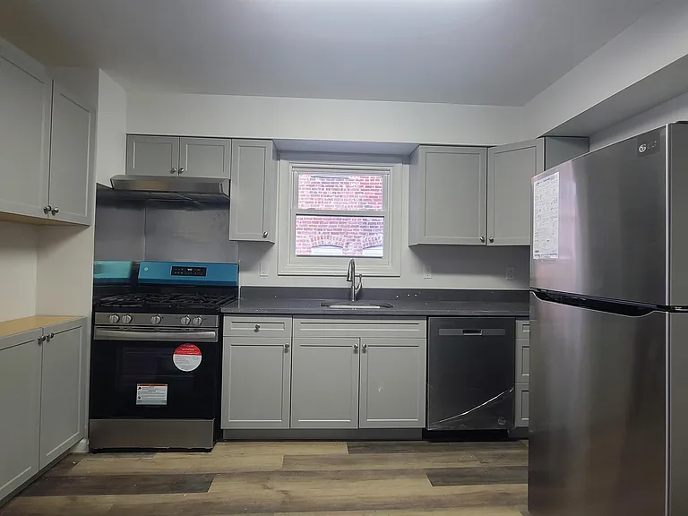 150 New York Ave #2 — Photo 6