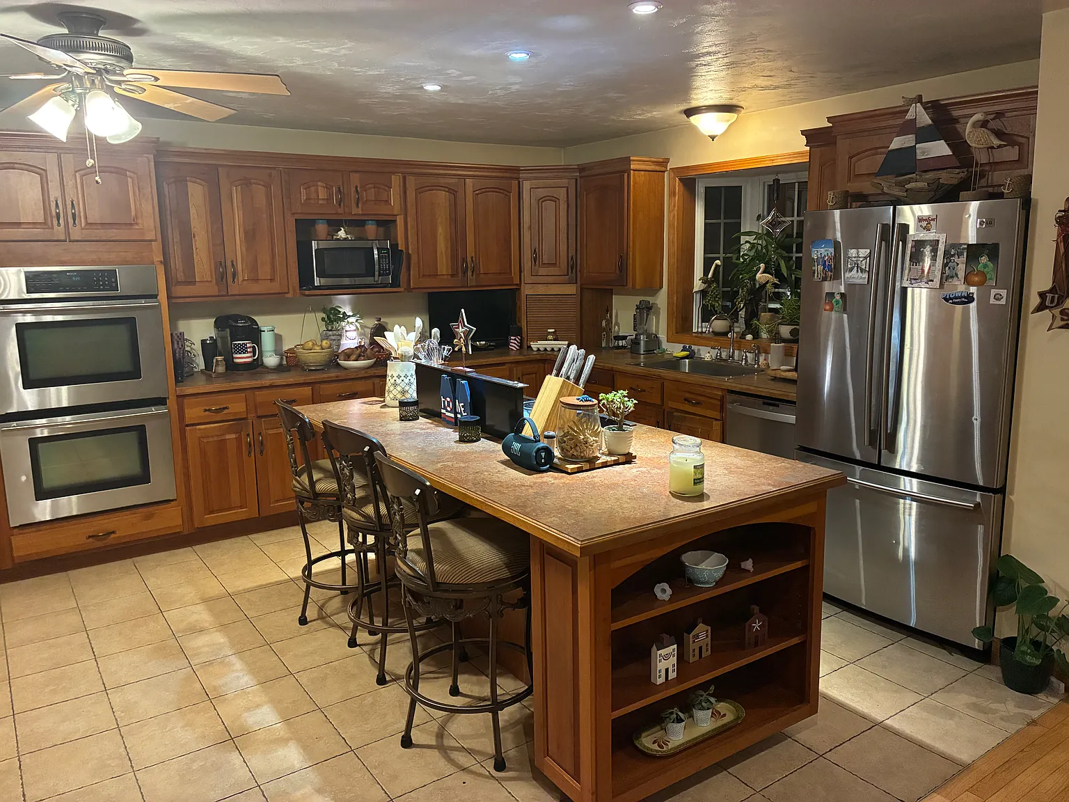 1 bed, 3.0 bath, $1,100 — Photo 3