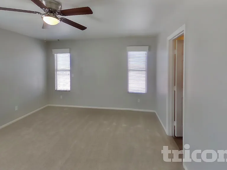 1133 Broken Hills Dr — Photo 5