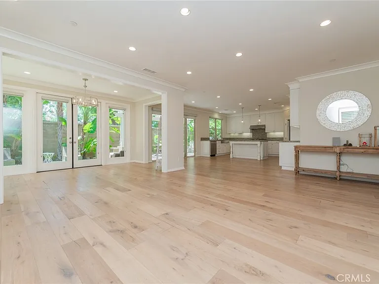 105 Doverwood — Photo 3