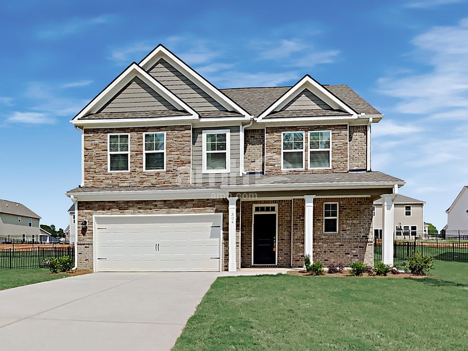 1st image of 304 Vaughan Pl