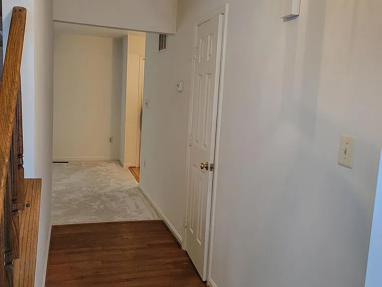 279 Terrie Dr — Photo 16