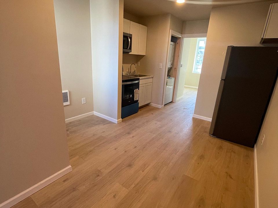 1st image of 2723 N 6th St #2