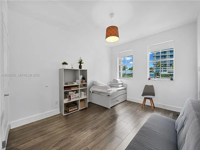 3245 NE 184th St #13104 — Photo 5