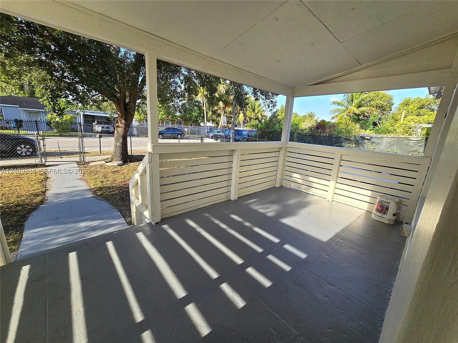 Gunton Heights — Photo 3