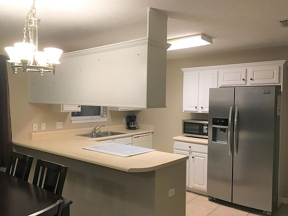 4th image of 102 Seagrass Way