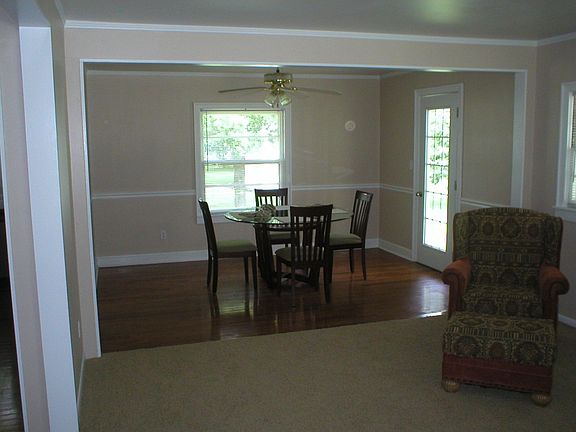 2nd image of 317 Woodlawn Ave