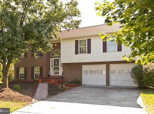 212 Montgomery Cir, Stephens City, VA 22655