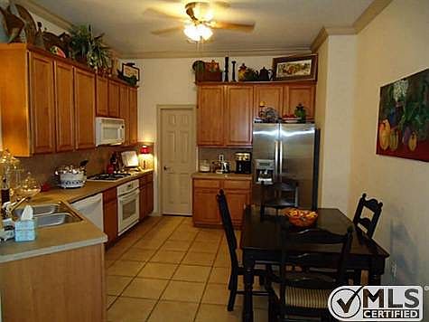 3rd image of 5105 Stonecrest Dr