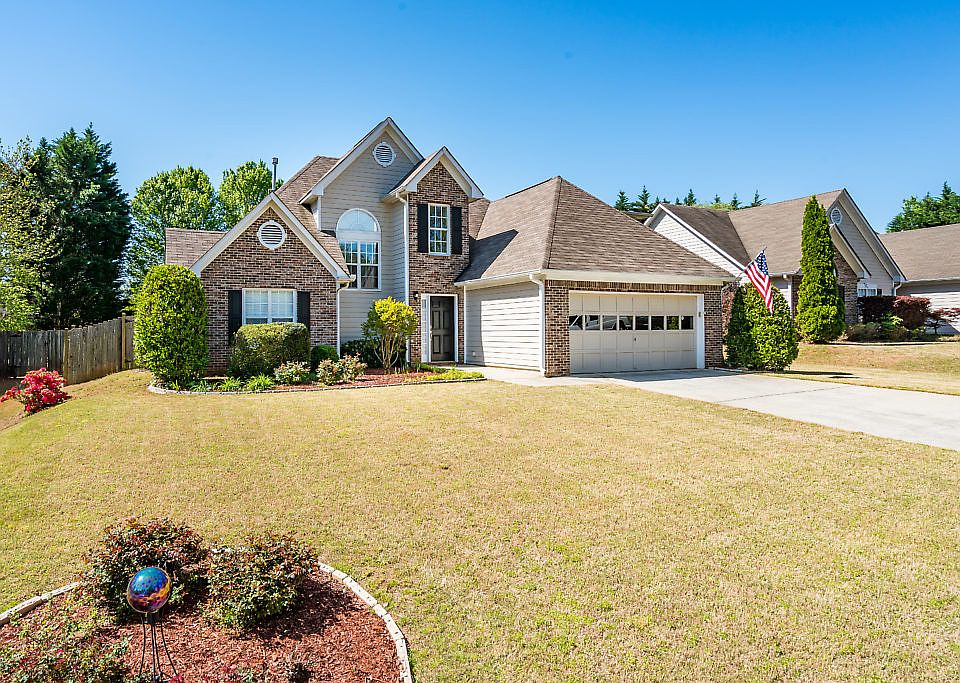 1st image of 2881 Cressington Bnd NW