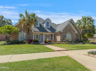 150 Cypress Cv, Youngsville, LA 70592