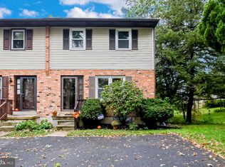 4900 Blossom Ln, Wilmington, DE 19808