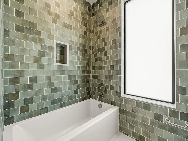 1403 Barton Hills Dr #3 — Photo 20