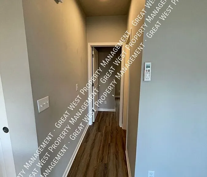 3593 S G St #A — Photo 5