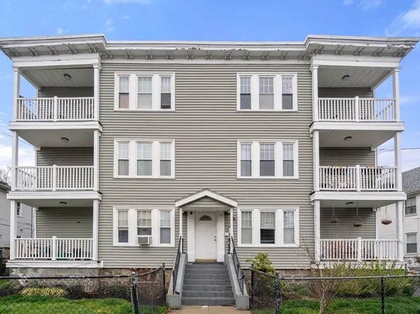 100 Capen St APT 6, Dorchester, MA 02124