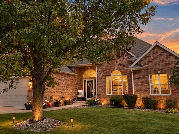 7245 Vale Dr, Schererville, IN 46375