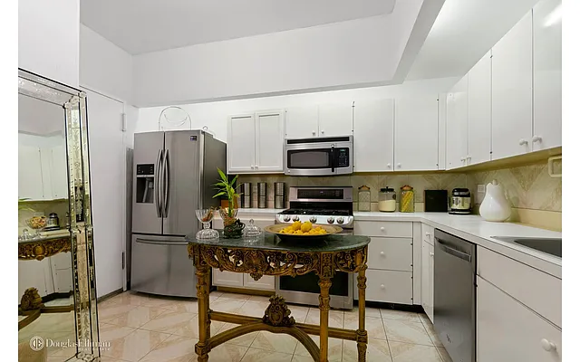 Rented by Douglas Elliman | media 3