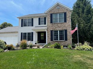 1212 Kenneth Dr, Bloomington, IL