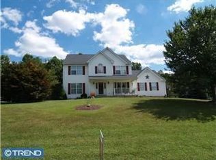 203 S Deer Run Dr, Lincoln University, PA 19352