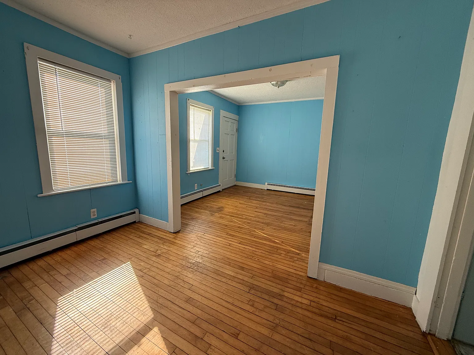 41 Foster St — Photo 3