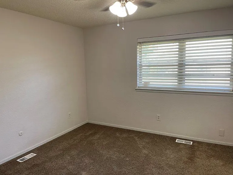 5104 Creekwood Ter — Photo 8
