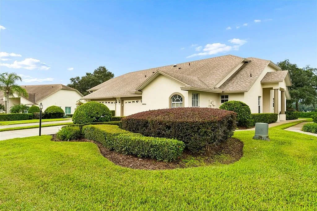 3 bed, 2.0 bath, 1674 sqft, $2,200 — Photo 4