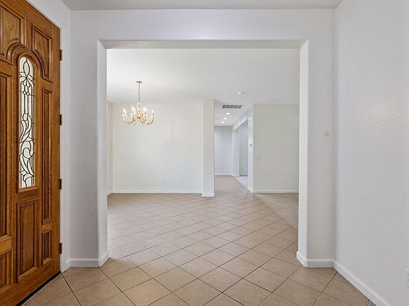 5th image of 3011 S Tipton Court