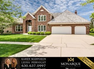 2243 Sable Oaks Dr, Naperville, IL 60564