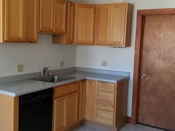 668 Main St APT 1, Westbrook, ME 04092