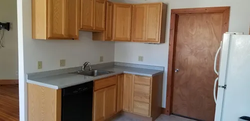 668 Main St #1 Photo 1