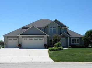 1162 Spring Lake Dr, Fond Du Lac, WI 54935
